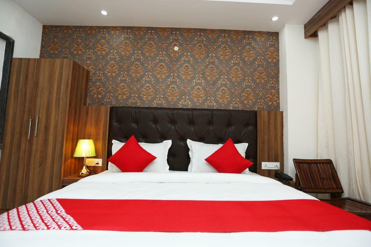 Oyo 35917 Vatika Heights Hotel McLeod Ganj Luaran gambar