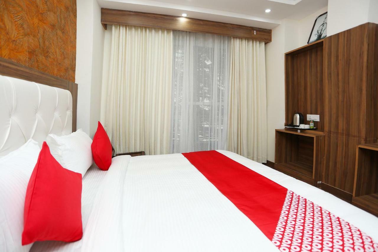 Oyo 35917 Vatika Heights Hotel McLeod Ganj Luaran gambar